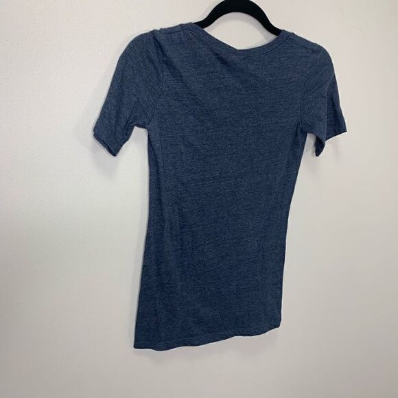 Milwaukee Brewers Women’s V Neck T-Shirt Gray Size Small (1o1) - Picture 3 of 4